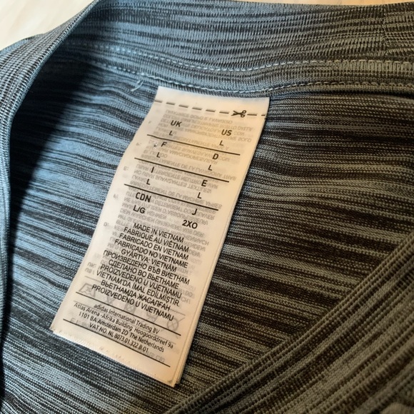 ADIDAS T SHIRT - Picture 3 of 4